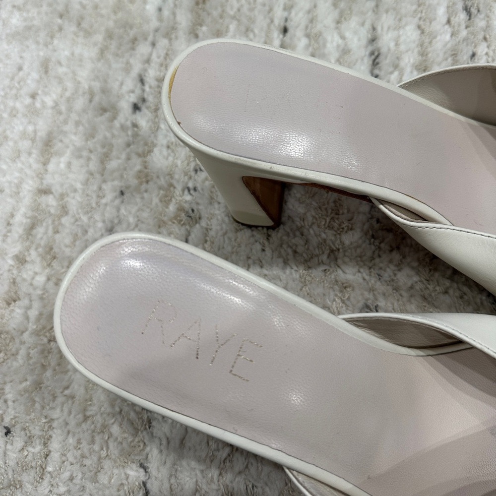 Raye Van Heel in Ivory - Picture 4 of 5